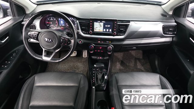 Kia Stonic 2018 — photo 7