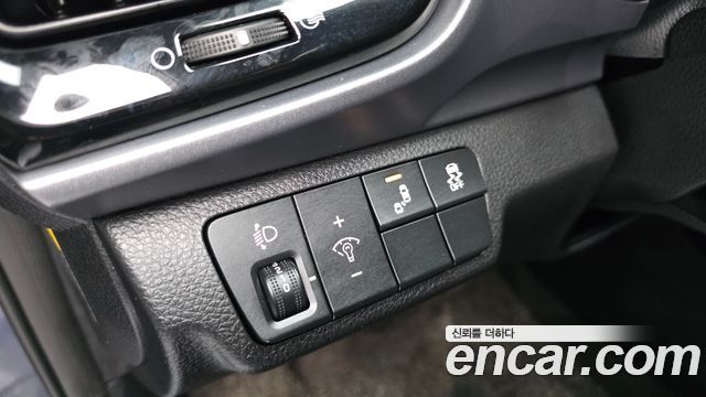 Kia Stonic 2018 — photo 18