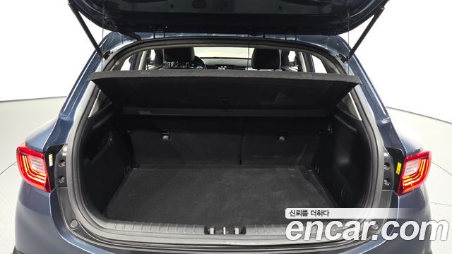 Kia Stonic 2018 — photo 20