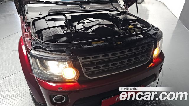 Land Rover Discovery 2016 — photo 6