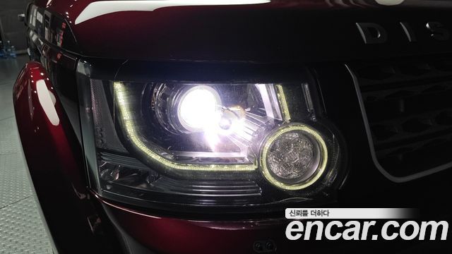 Land Rover Discovery 2016 — photo 8