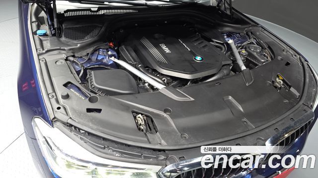 BMW Gran Turismo 2019 — photo 6