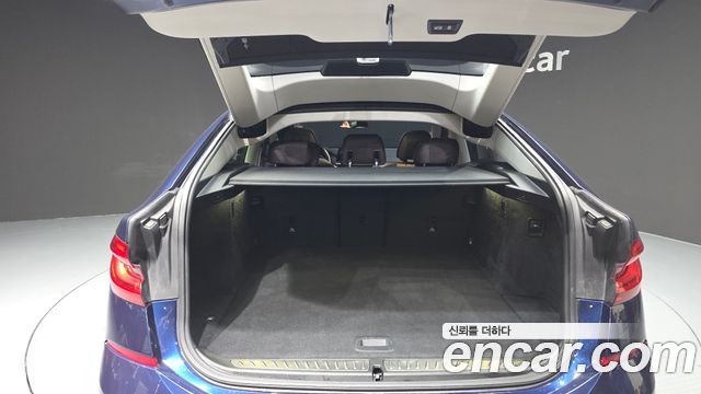BMW Gran Turismo 2019 — photo 20
