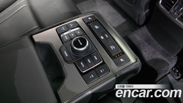 Hyundai Genesis 2015 — photo 24