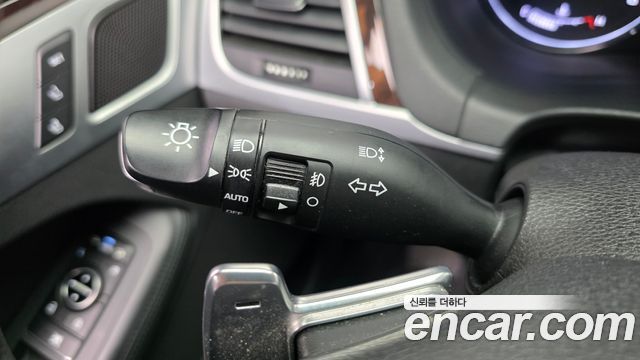 Hyundai Genesis 2015 — photo 28