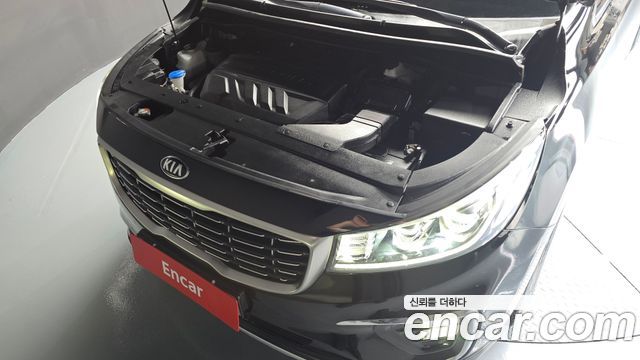 Kia Canival 2020 — photo 6