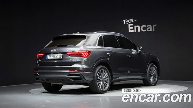 Audi Q3 2023 — photo 2