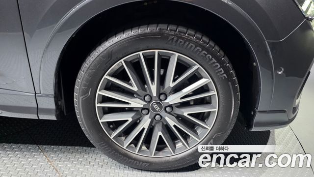 Audi Q3 2023 — photo 5