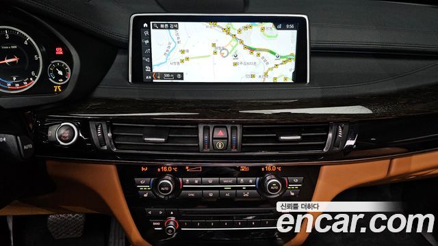 BMW X6 2018 — photo 18