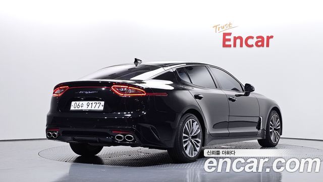 Kia Stinger 2018 — photo 2