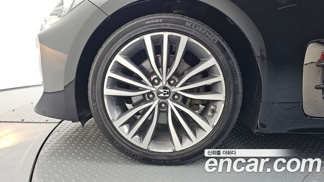 Kia Stinger 2018 — photo 5