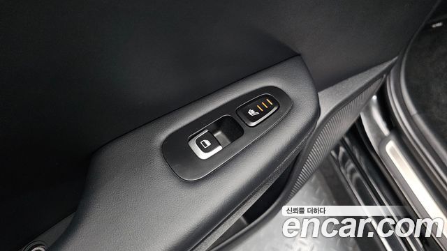 Kia Stinger 2018 — photo 19