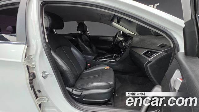 Hyundai Sonata 2017 — photo 10