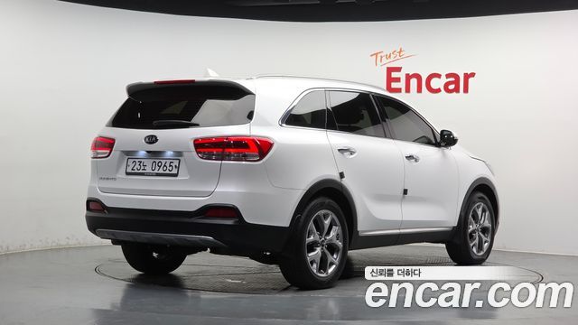 Kia Sorento 2016 — photo 2