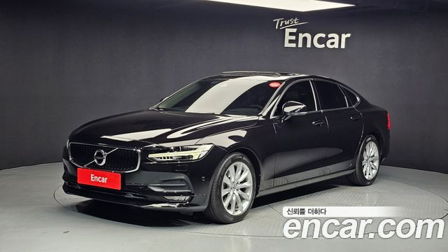 Volvo S90 2017 — photo 1