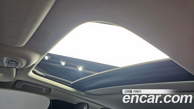 Volvo S90 2017 — photo 16
