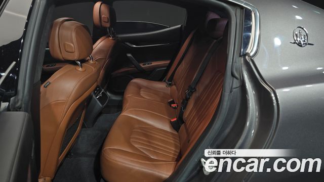 Maserati Ghibli 2015 — photo 11