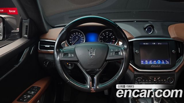 Maserati Ghibli 2015 — photo 13