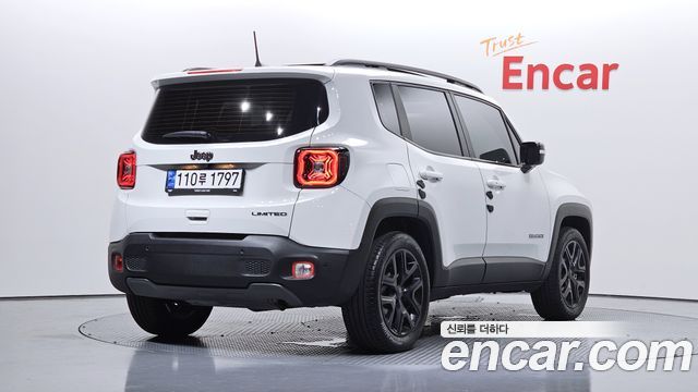 Jeep Renegade 2023 — photo 2