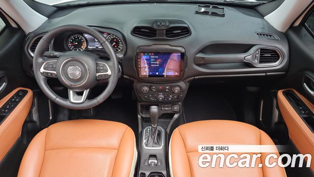 Jeep Renegade 2023 — photo 10