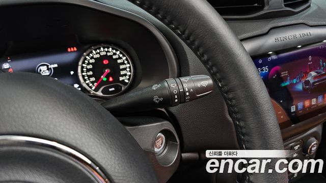 Jeep Renegade 2023 — photo 25
