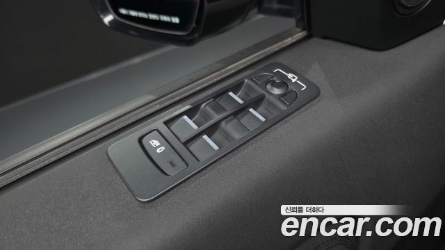 Land Rover Discovery Sport 2020 — photo 18