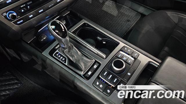 Hyundai Genesis 2016 — photo 9