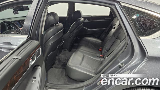 Hyundai Genesis 2016 — photo 12