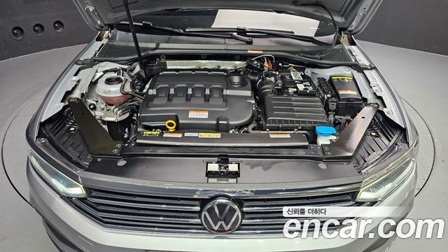 Volkswagen Passat 2021 — photo 6
