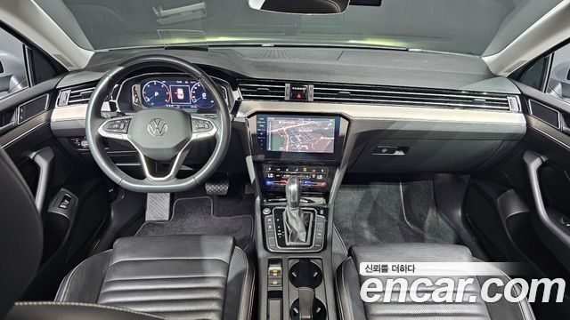 Volkswagen Passat 2021 — photo 7