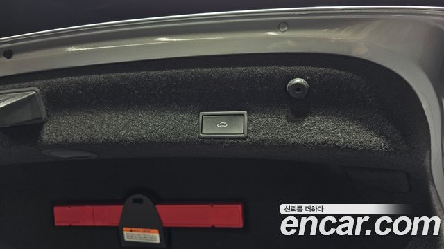 Volkswagen Passat 2021 — photo 20