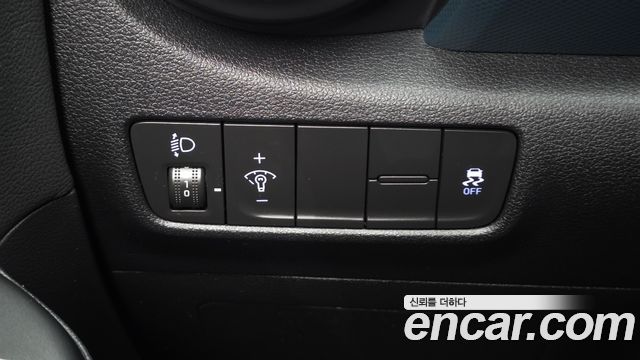 Hyundai Kona 2018 — photo 24