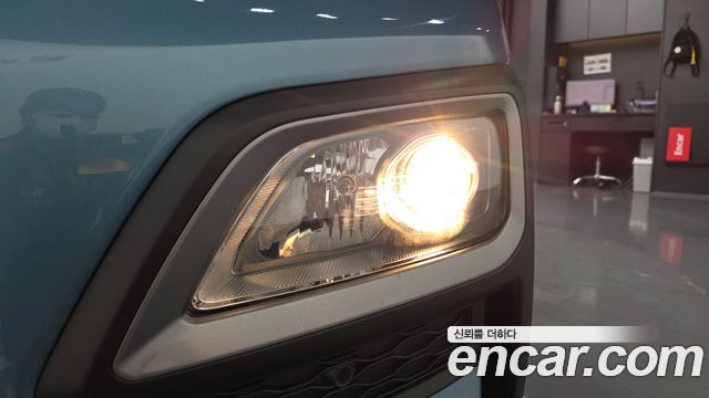 Hyundai Kona 2018 — photo 8