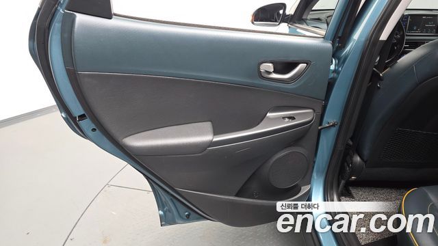 Hyundai Kona 2018 — photo 14