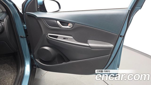 Hyundai Kona 2018 — photo 15
