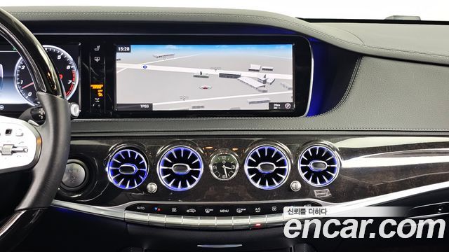 Mercedes-Benz S-Class 2016 — photo 14