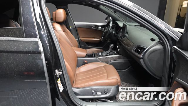 Audi A6 2018 — photo 11