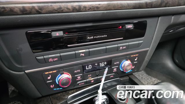 Audi A6 2018 — photo 16