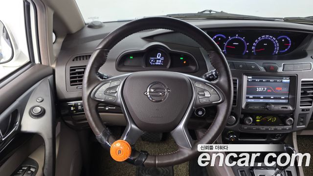KG Mobility KORANDO 2016 — photo 14