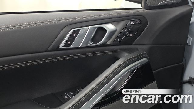 BMW X6 2025 — photo 28