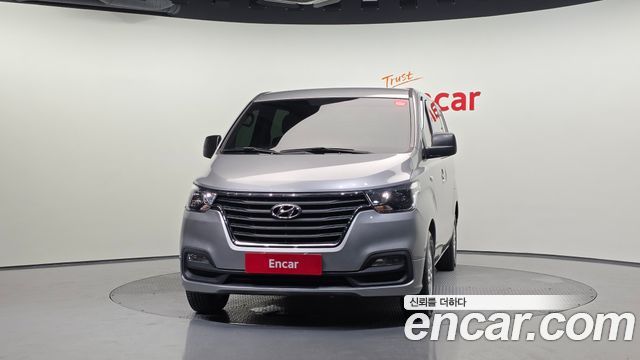 Hyundai Starex 2021 — photo 3