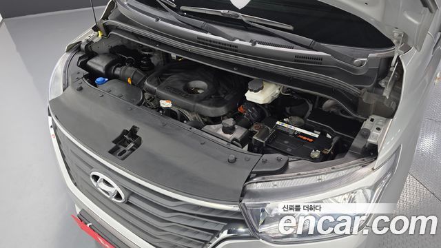 Hyundai Starex 2021 — photo 6