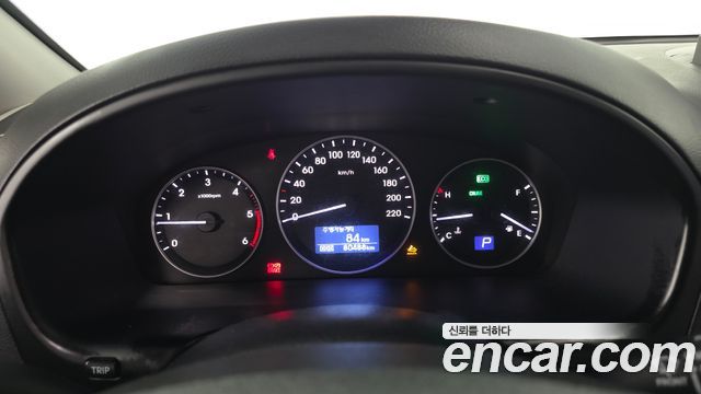 Hyundai Starex 2021 — photo 11