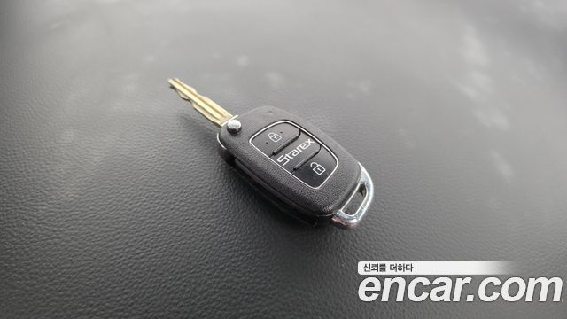 Hyundai Starex 2021 — photo 23
