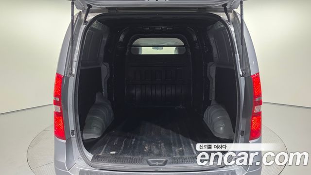 Hyundai Starex 2021 — photo 26