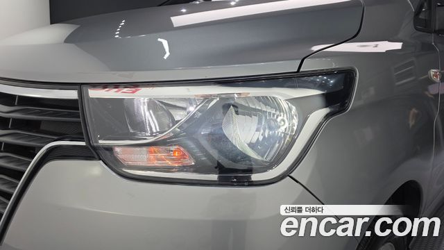 Hyundai Starex 2021 — photo 8