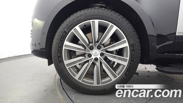Land Rover Range Rover 2025 — photo 5