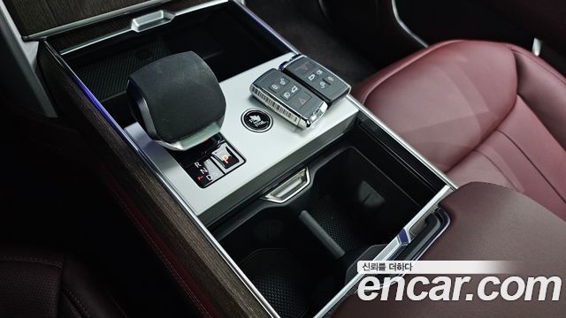 Land Rover Range Rover 2025 — photo 9