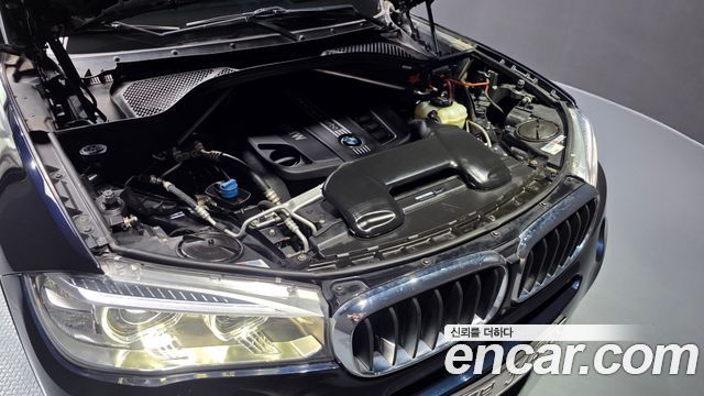 BMW X5 2018 — photo 6