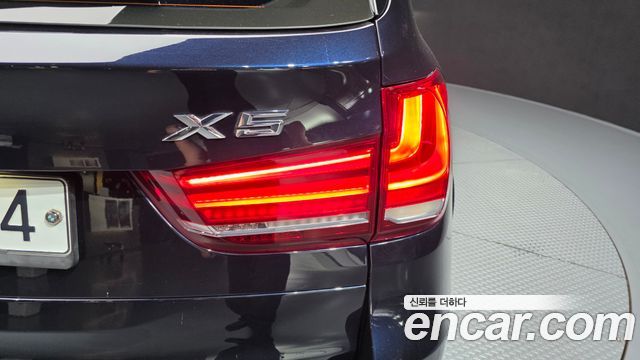 BMW X5 2018 — photo 9